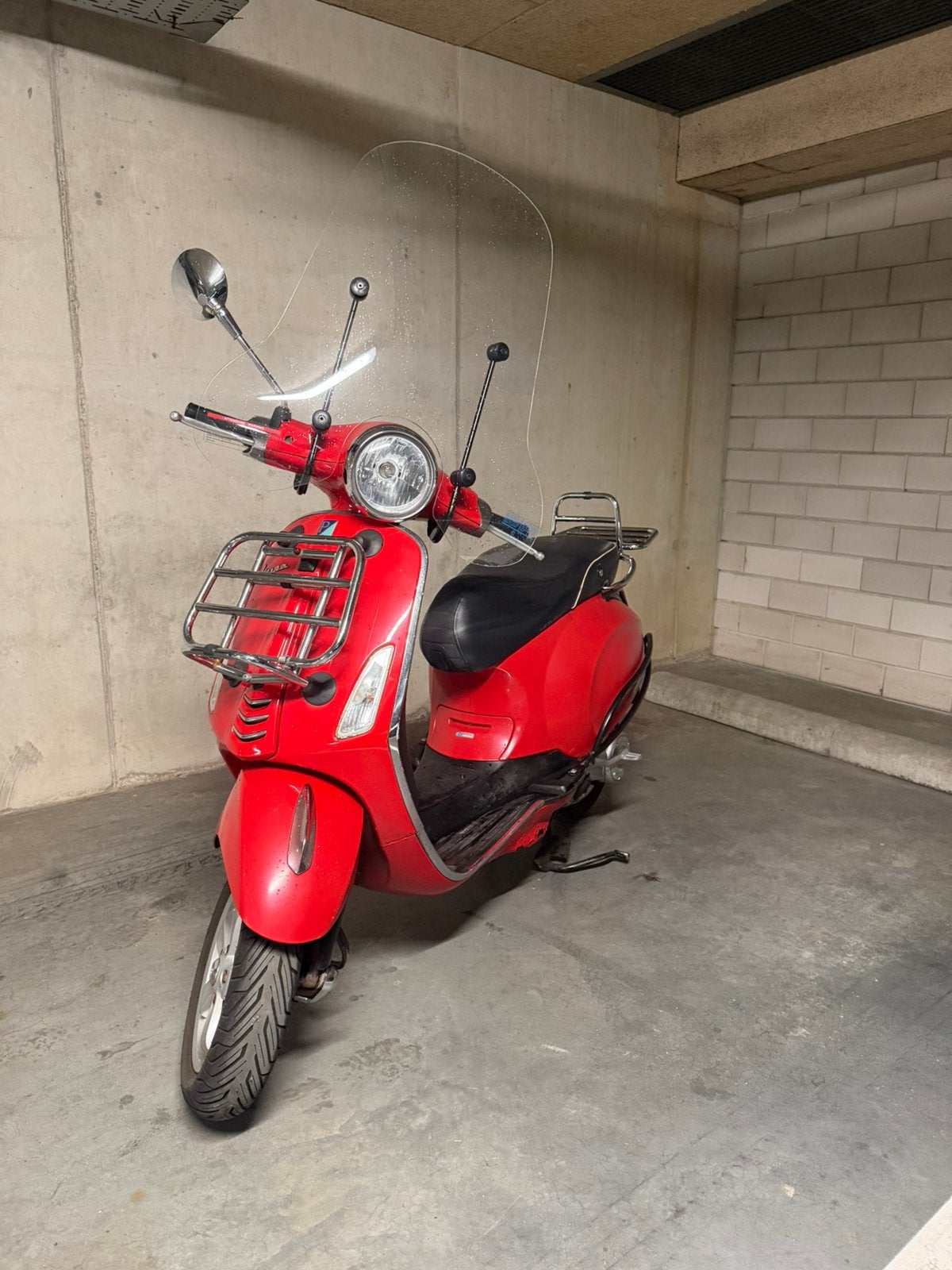 Vespa PRIMAVERA, Ophalen, Gebruikt, Benzine, Vespa