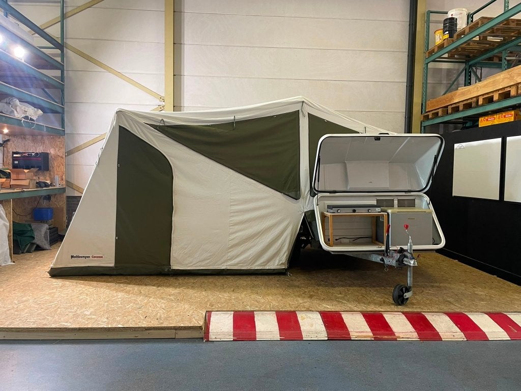 Holtkamper Cocoon modeljaar 2008 (nieuwe tent 2018), Ophalen, Info@tenttrailerexpert.nl, 3953BZ, Ambachtsweg 15 Maarsbergen, Aanwezig