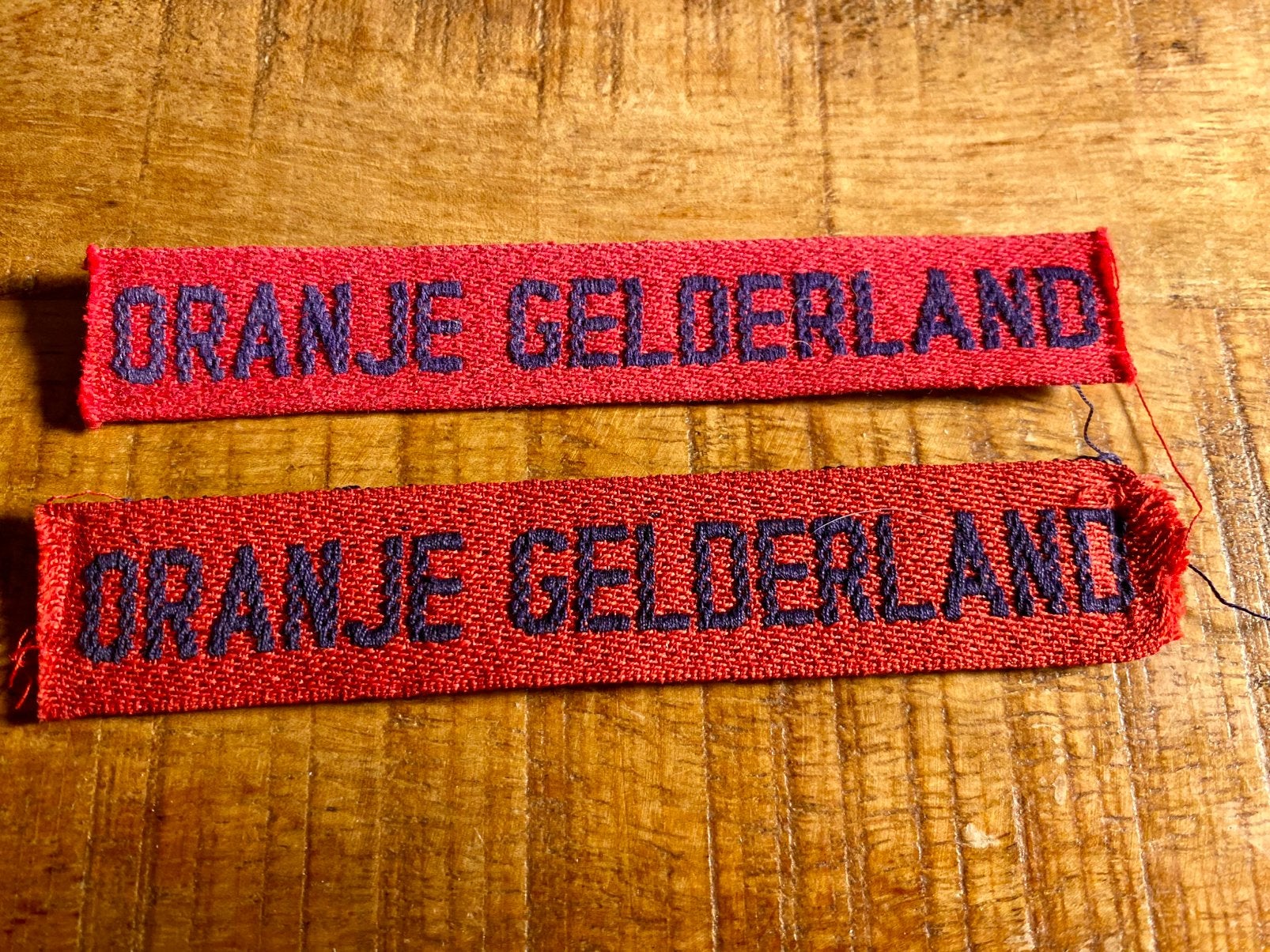 Straatnaam patch infanterie Oranje Gelderland, Verzenden, Landmacht, Nederland, Embleem of Badge