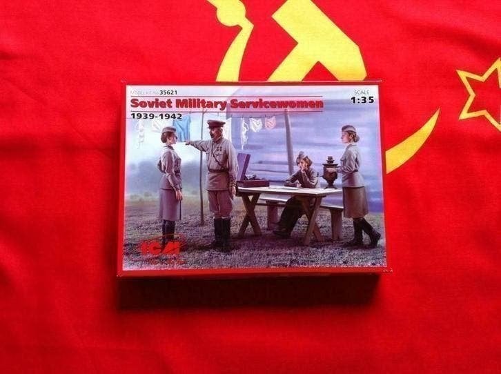 ICM 35621 ww2 Soviet service women 1/35, Ophalen of Verzenden, Nieuw, 1:35 tot 1:50