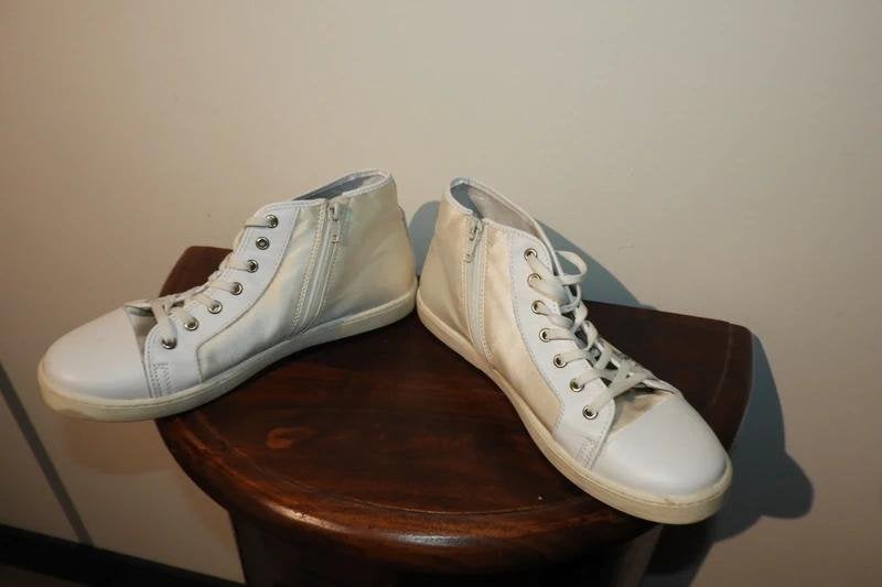 Versace Young sneakers wit zilveren logo print swarovski 39, Verzenden, Wit, Sneakers of Gympen, Young Versace