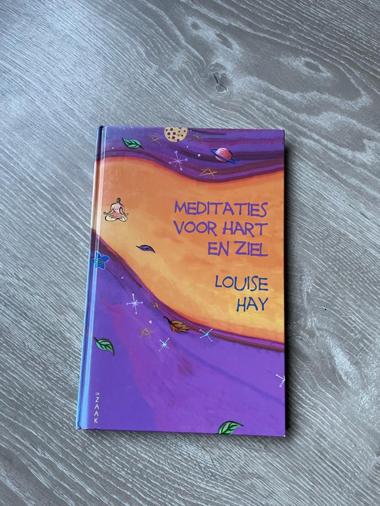 Meditaties voor Hart en Ziel - Louise Hay, Ophalen of Verzenden, Zo goed als nieuw, Meditatie of Yoga, Instructieboek