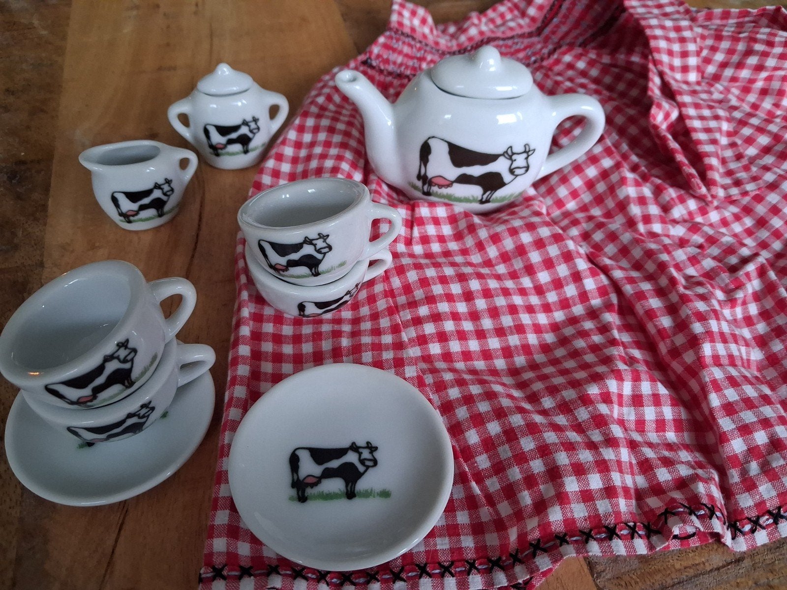 Miniatuur theeserviesje met koeienprint - kinderserviesje, Ophalen of Verzenden, Zo goed als nieuw, Overige materialen, Speelkeuken-accessoire