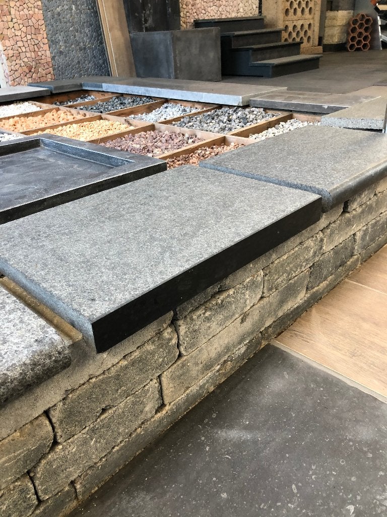 zwembadranden kleurvast basalt rechte ronde neus 35x50x3/5, Ophalen of Verzenden, Nieuw, Composiet