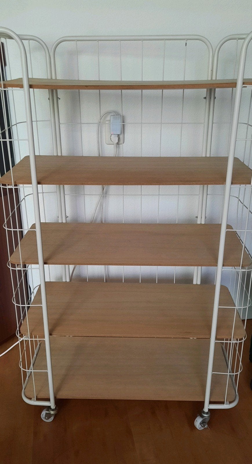 Bakkerskast op wieltjes, Huis en Inrichting, Kasten | Stellingkasten, Ophalen, Gebruikt