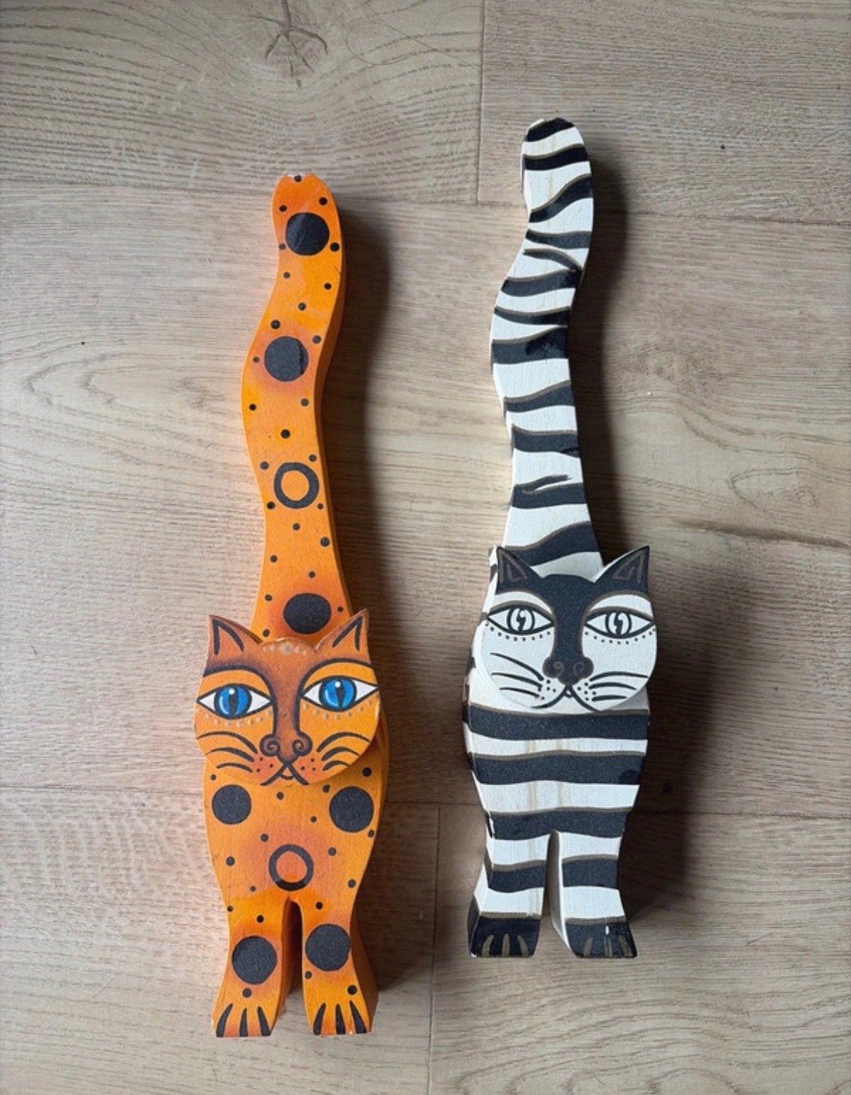 Decoratieve houten katten - Handgeschilderd, Hout, Gebruikt, Meerkleurig, Overige stijlen