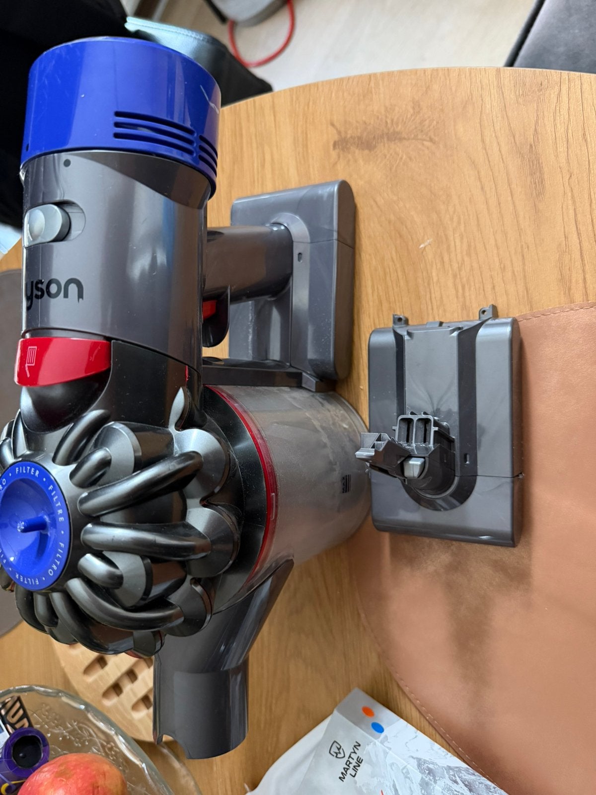 Dyson v7, Witgoed en Apparatuur, Stofzuigers, Verzenden, Zo goed als nieuw