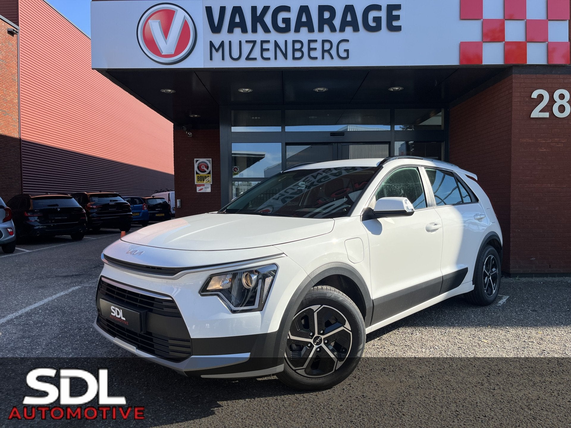 Kia Niro 1.6 GDi PHEV DynamicLine // LED // CAMERA+SENSOREN, Auto's, Dealer onderhouden, Stof, Gebruikt, Wit