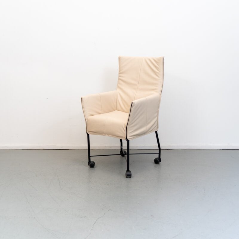 Montis Chaplin eetkamerstoelen Crême wit, Niet ingevuld, Zo goed als nieuw, Niet ingevuld, Niet ingevuld
