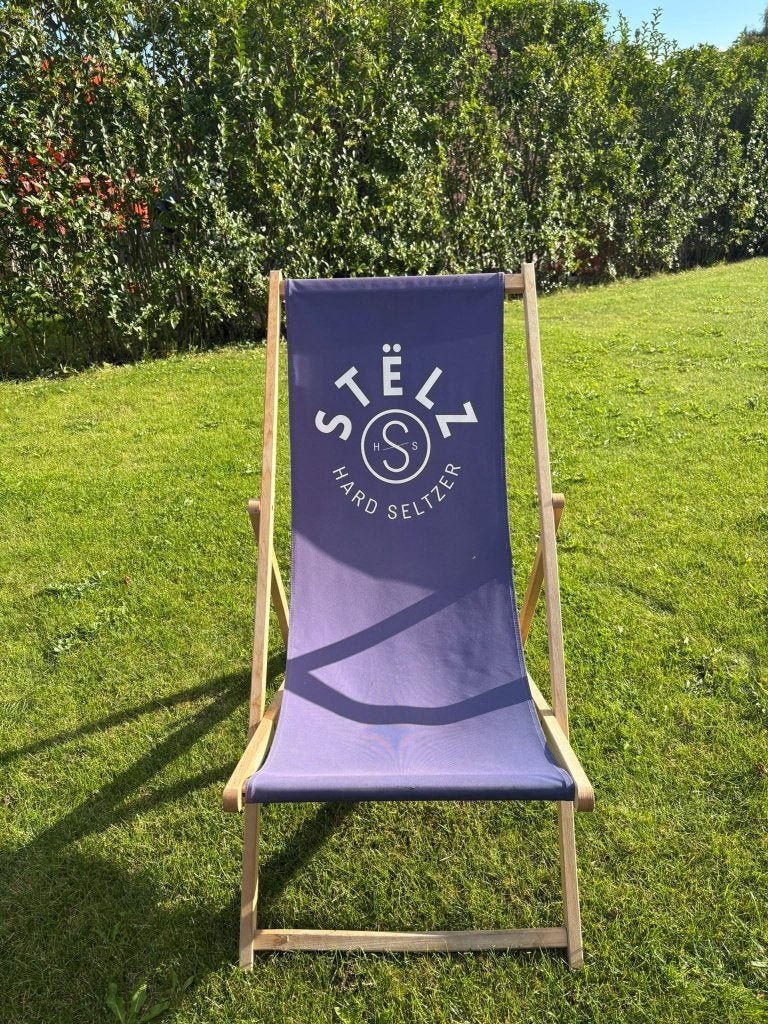 Originele Stëlz houten strandstoel / ligstoel, Ophalen of Verzenden, Nieuw, Reclamebord, Plaat of Schild, Overige merken