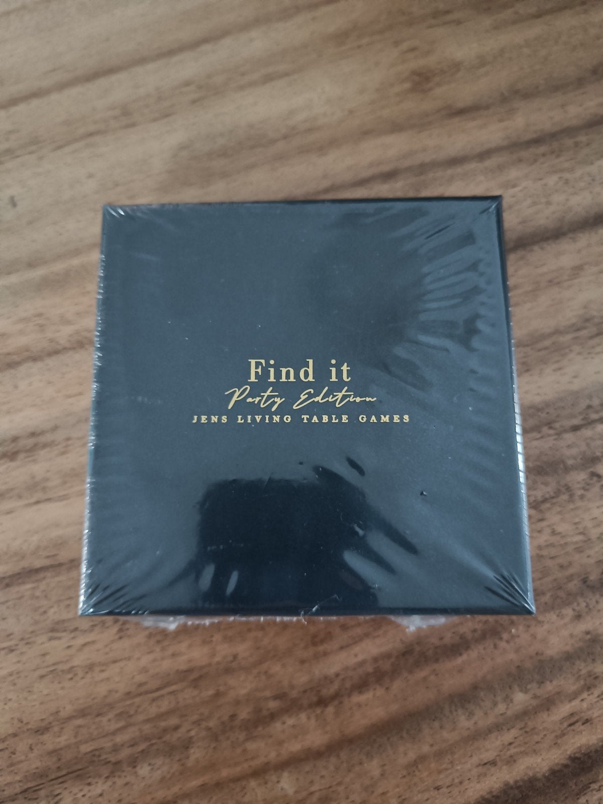 Find It Party Edition - Nieuw in seal (Dobble-achtig), Hobby en Vrije tijd, Gezelschapsspellen | Kaartspellen, Vijf spelers of meer