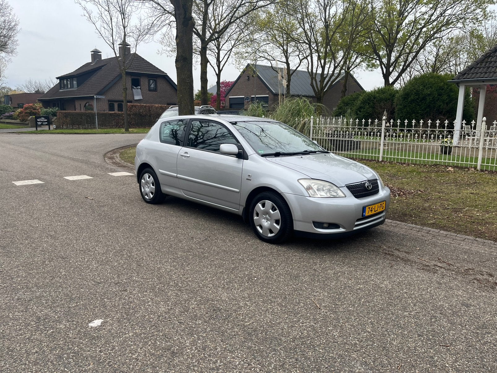 Toyota Corolla 1.4 Vvt-i 3drs 152800km. N.A.P Trekhaak. 2003, Auto's, Voorwielaandrijving, 1398 cc, 4 cilinders, Corolla