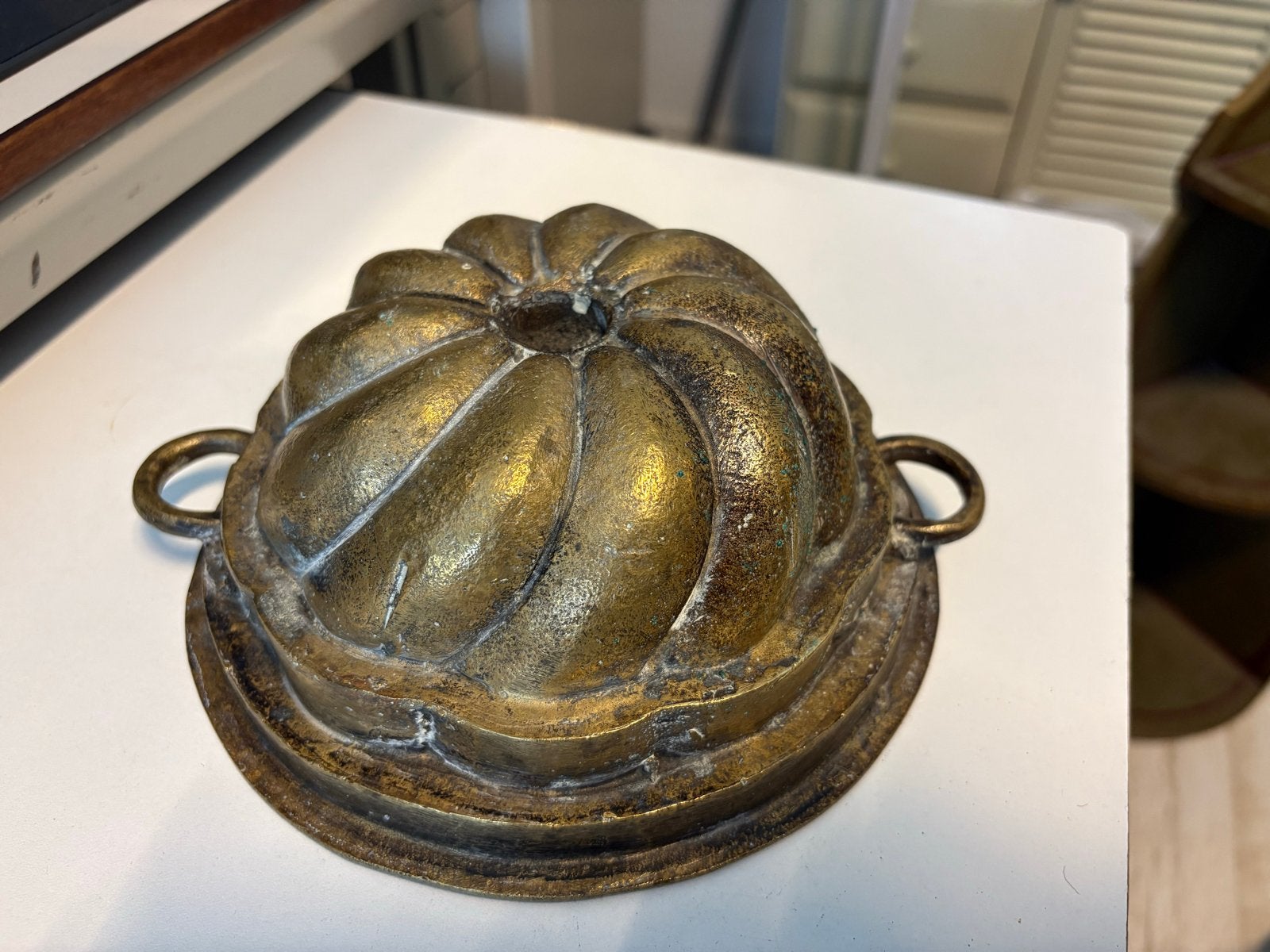 Antieke bronzen cakevorm met handvatten, Ophalen of Verzenden