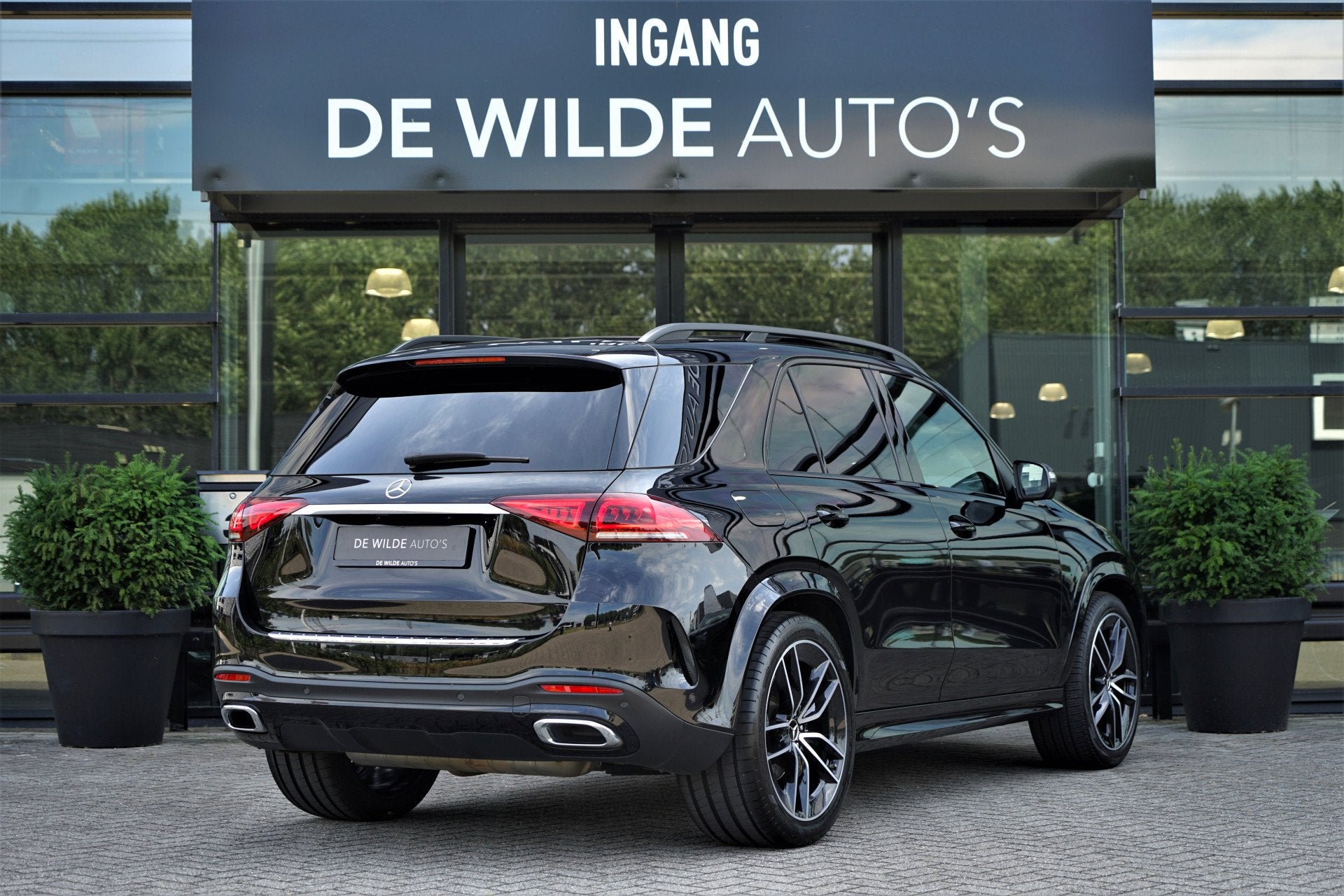 Mercedes-Benz GLE 450 4MATIC AMG Pano Luchtvering TV-scherm, Gebruikt, Zwart, 368 pk, GLE