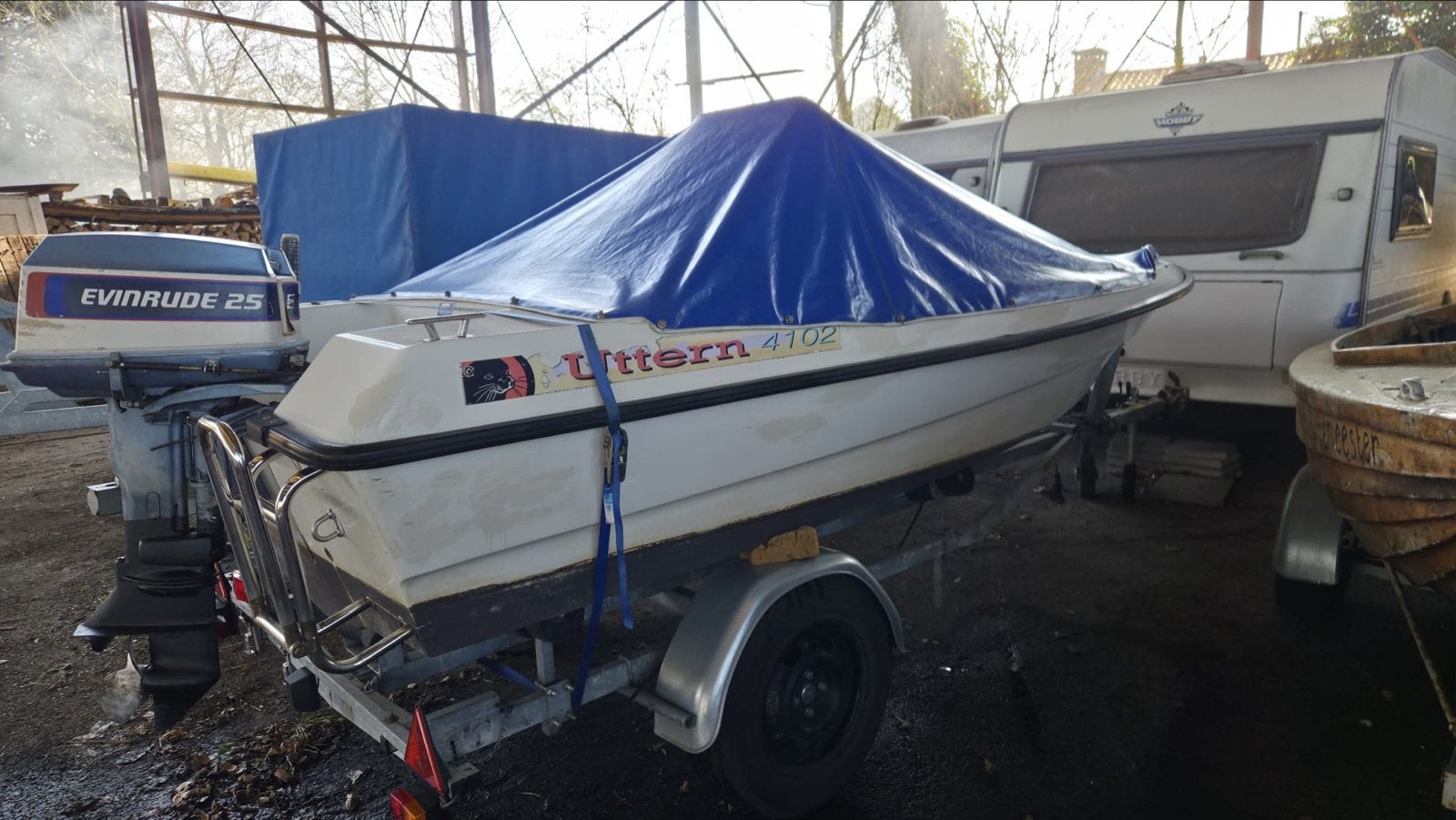 Uttern 4102 Consoleboot met Evinrude 25 PK Buitenboordmotor, Overige merken, Gebruikt, Buitenboordmotor, Trailer