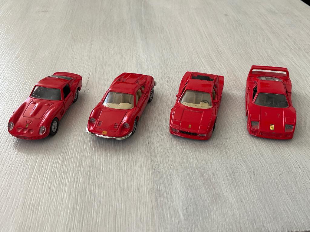 Modelauto’s schaal 1:38 -1:40 Shell Maisto, Ophalen of Verzenden, Zo goed als nieuw, Auto