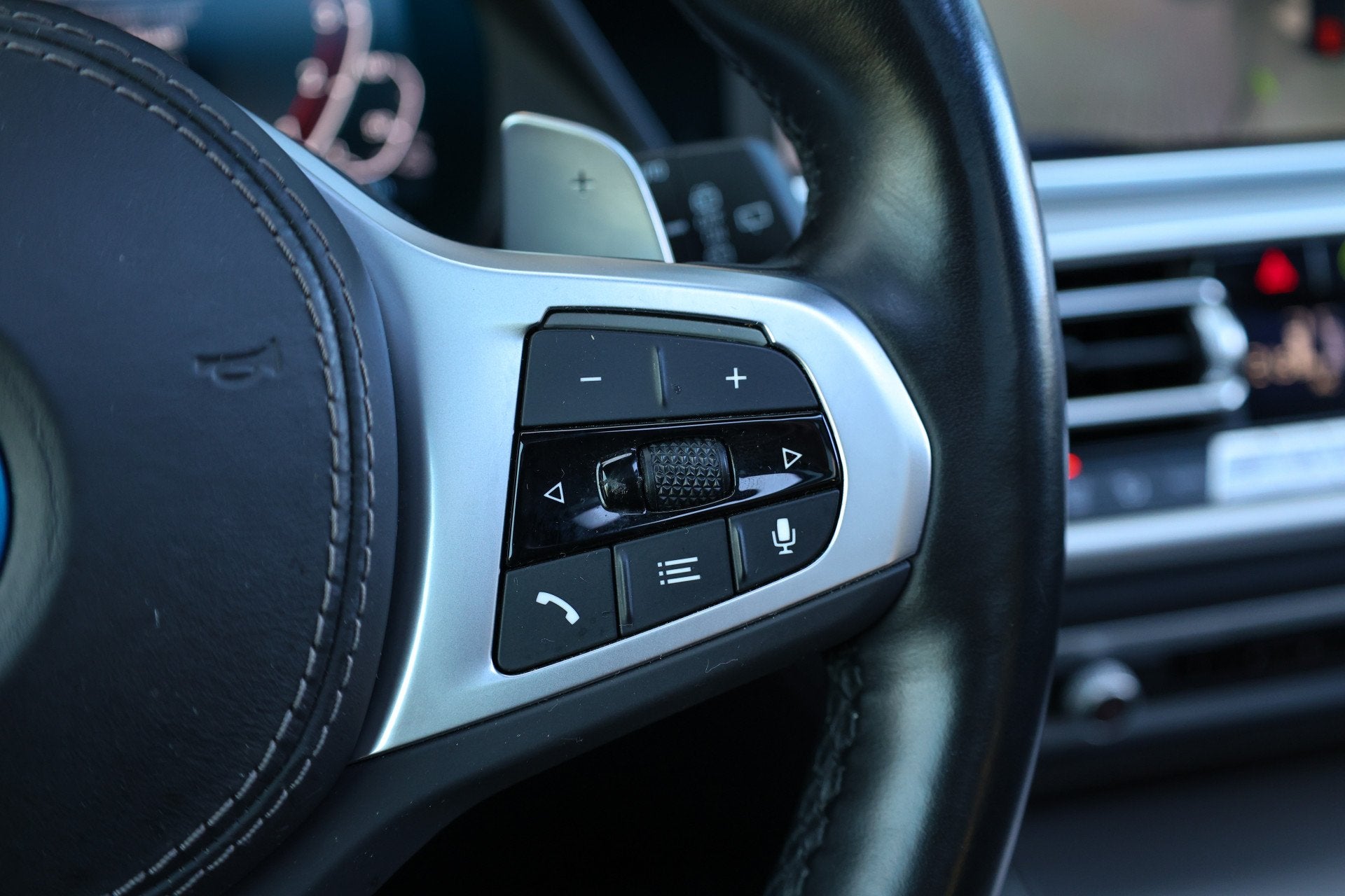 Foto 34 van BMW X5 xDrive45e High Executive | BTW | M-SPORT | PANO | LAS