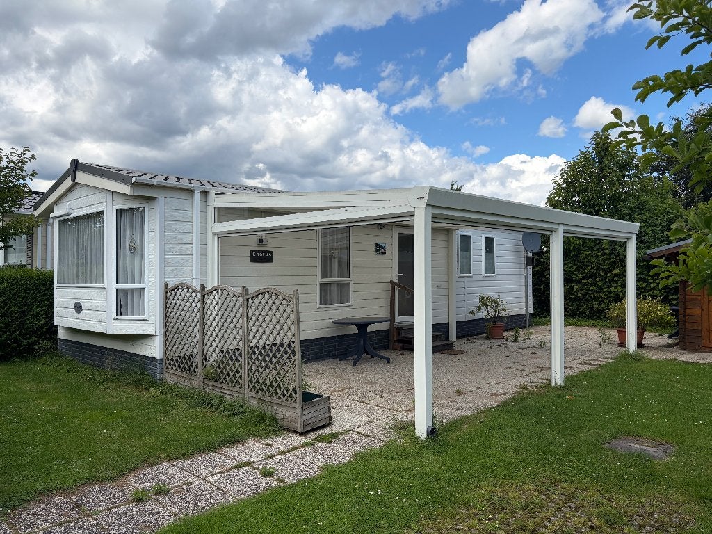 Schitterende kunststof Milex Chalet 10.50x4 thermopane 2 bed, Tot en met 4