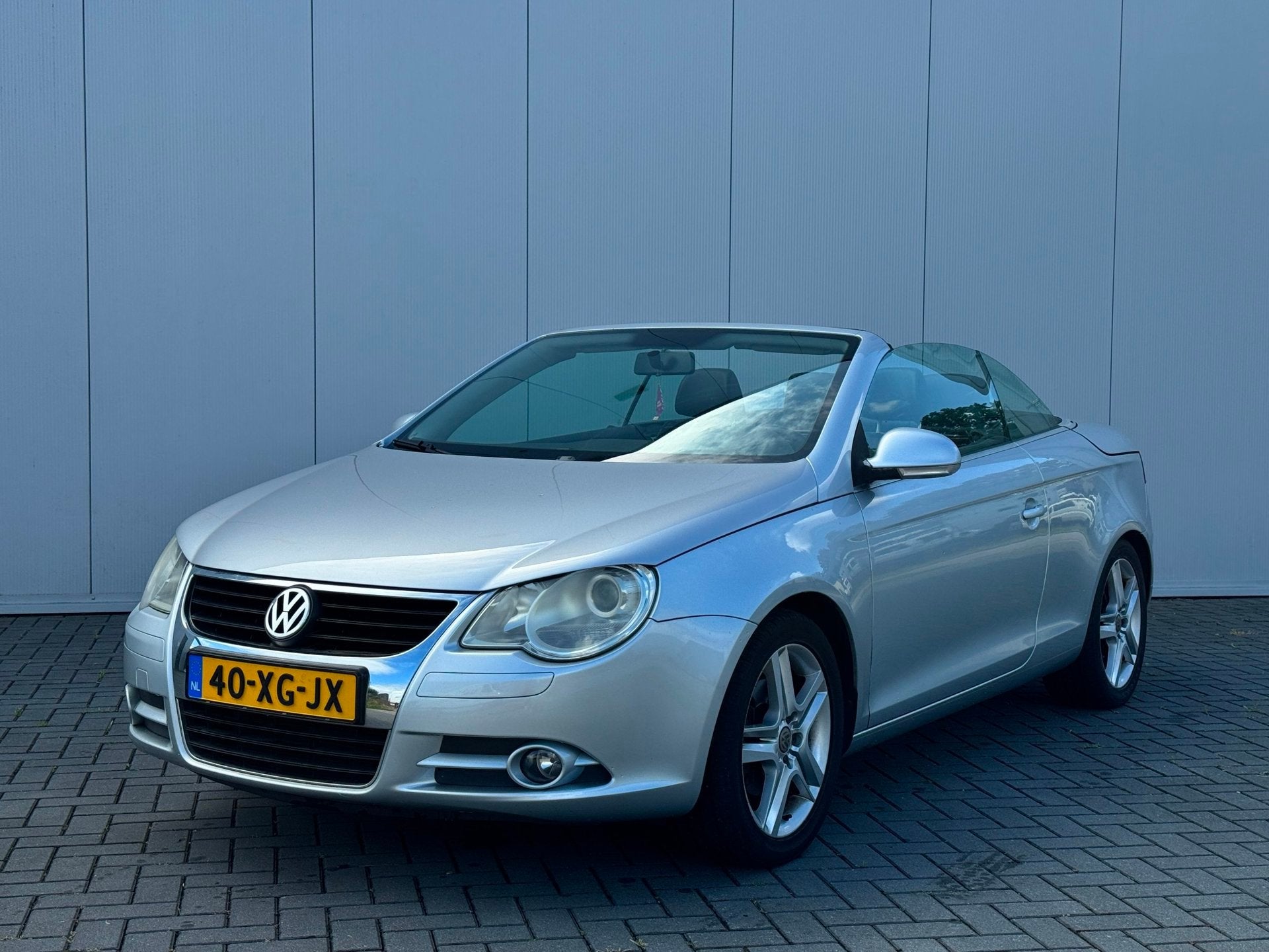Volkswagen Eos 2.0-16v FSI Cabrio - Stoelverwarming - Ledere, Voorwielaandrijving, Gebruikt, 4 cilinders, 4 stoelen