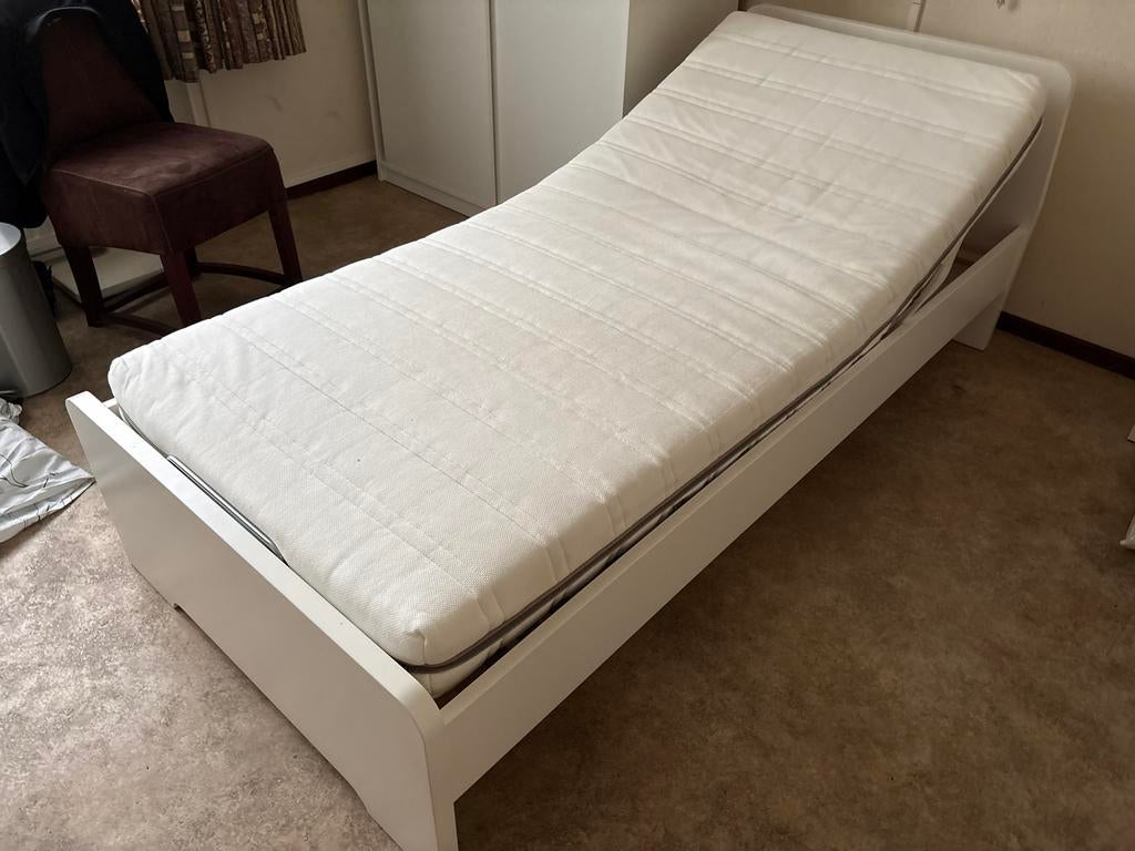 IKEA MALVIK Eenpersoonsbed met lattenbodem en matras, Gebruikt, 90 cm, Eenpersoons, Wit