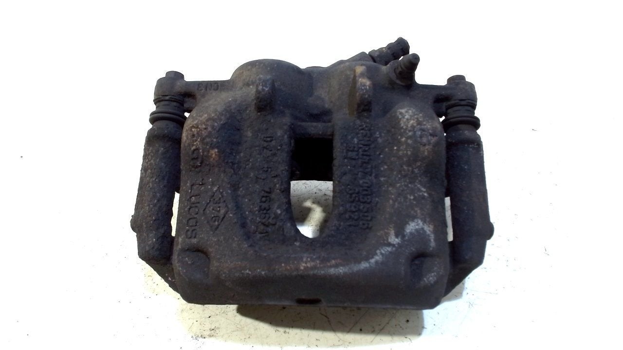 Remklauw links voor Renault Trafic, Onderdelen@venauto.nl, Van der Ven Autorecycling B.V., Gebruikt, Ettenseweg 76, 4706 PB Roosendaal, The Netherlands