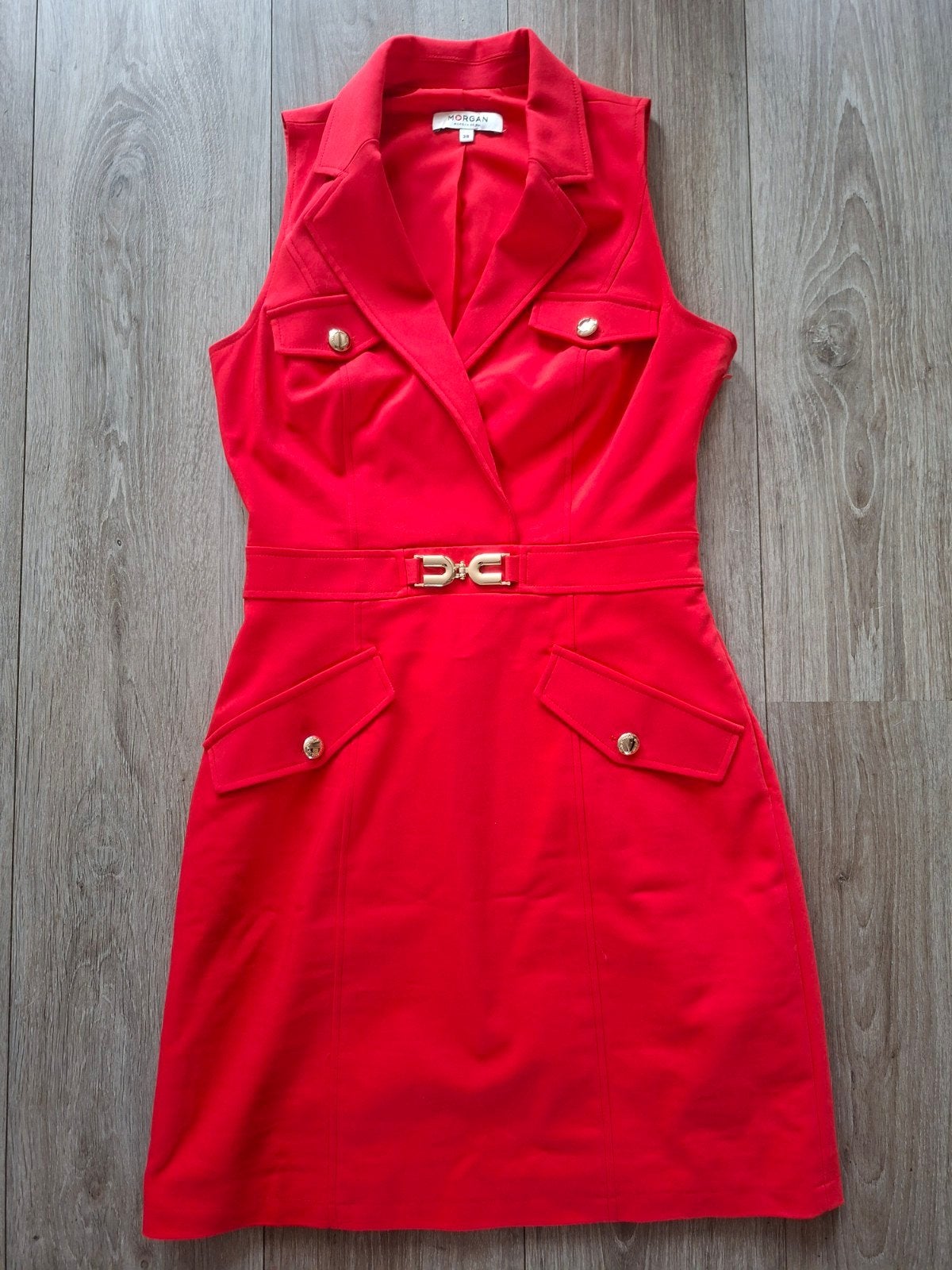 Morgan jurk maat 38 - Rood, mouwloos met goudkleurige detail, Kleding | Dames, Jurken, Maat 38/40 (M), Gedragen, Boven de knie