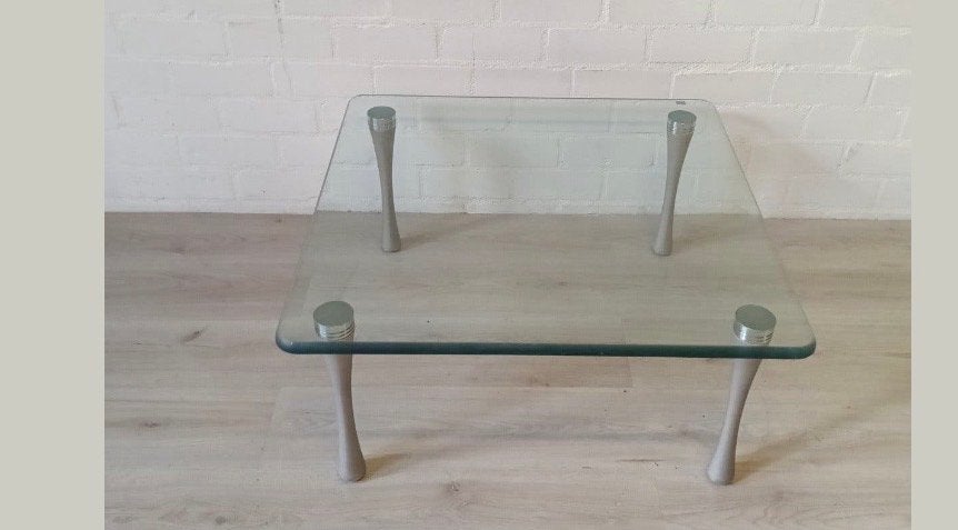 Glazen Rolf Benz salontafel met metalen poten, Ophalen, Gebruikt, 100 tot 150 cm, 50 tot 100 cm
