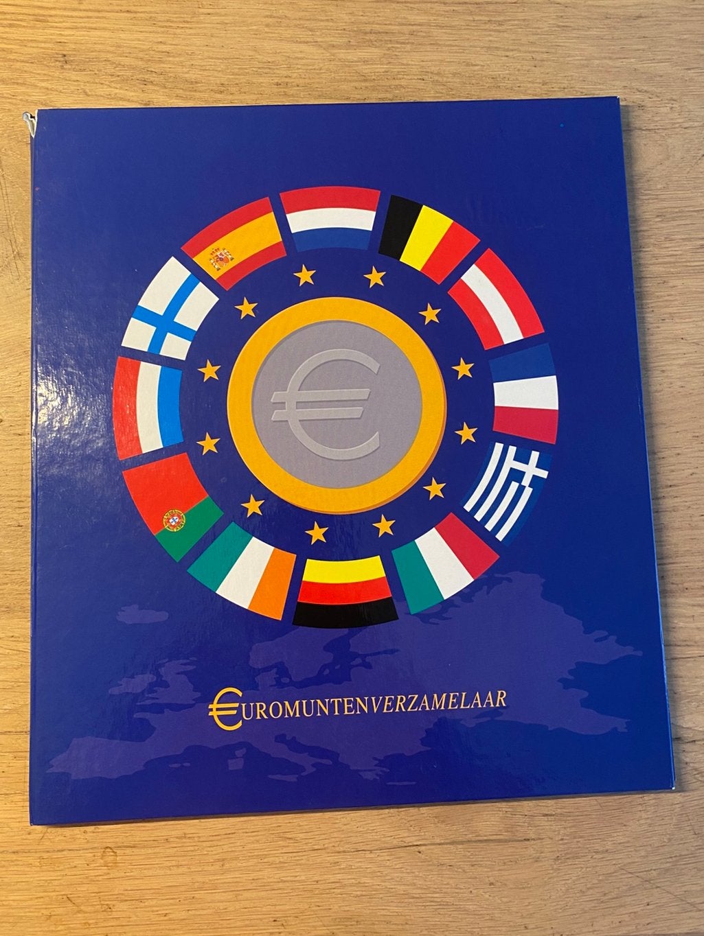 Euromunten verzamelboek met 12 verschillende landen, Postzegels en Munten, Ophalen of Verzenden, Overige landen, Overige waardes