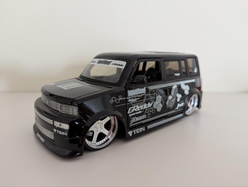 Jada Toys Scion XB 1:18, Ophalen, Zo goed als nieuw, Auto, Overige merken