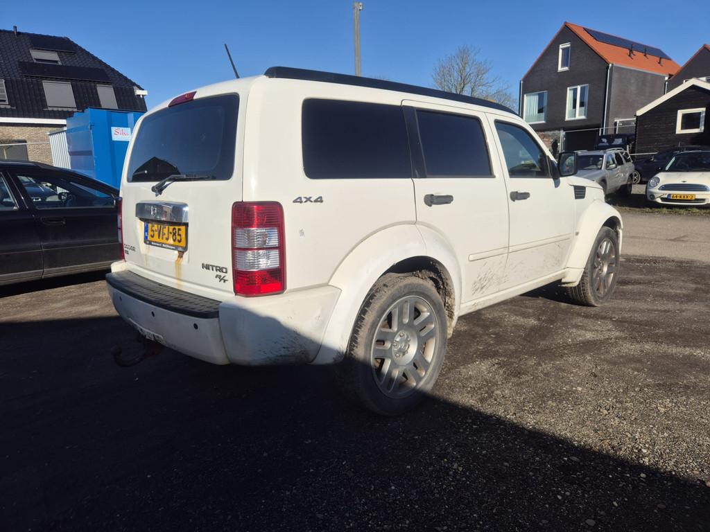 Dodge Nitro 2.8 CRD SXT (bj 2009), Auto's, Automaat, Gebruikt, 4 cilinders, Diesel