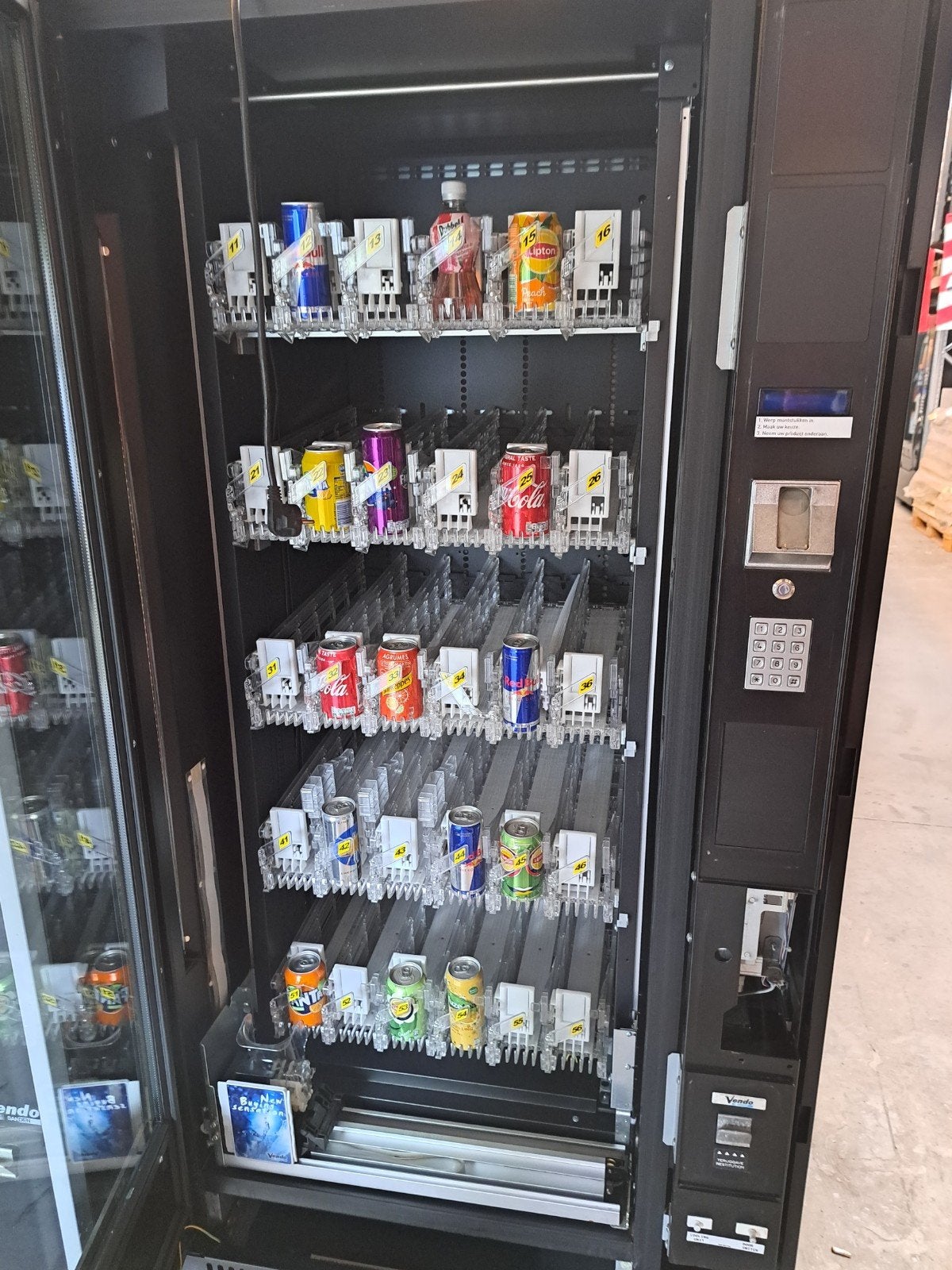 frisdrank automaat Vendo G-drink, Verzamelen, Ophalen