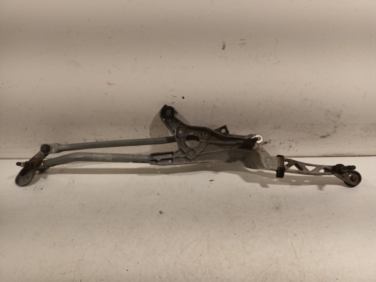 Ruitenwisser mechaniek voor Mercedes-Benz C-Klasse, Onderdelen@venauto.nl, Van der Ven Autorecycling B.V., Gebruikt, Ettenseweg 76, 4706 PB Roosendaal, The Netherlands