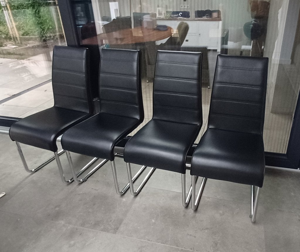 Gratis eetkamerstoelen 4/5 | Zwart kunstleder, Ophalen, Gebruikt, Zwart, Vier