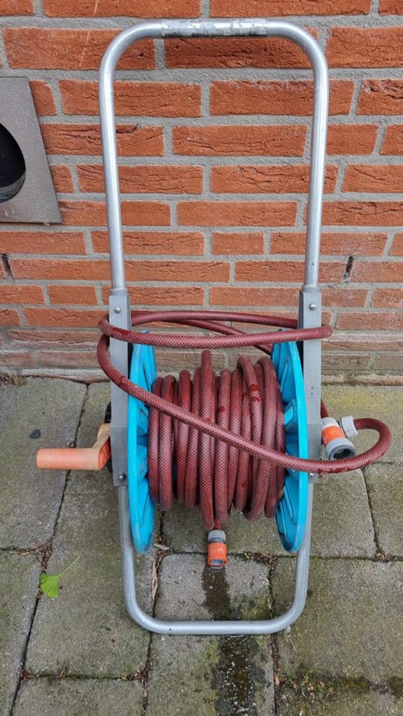 Gardena slangenwagen met +/- 20 mtr slang, Ophalen of Verzenden, Gebruikt, Overige soorten, GARDENA