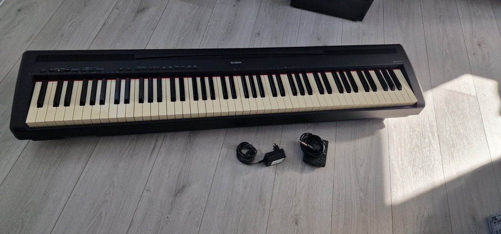 Yamaha P-95 Digitaal Piano, Ophalen, Zwart, Digitaal