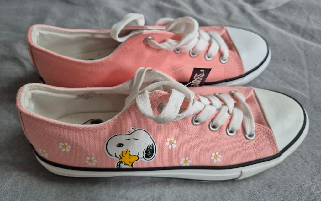 Snoopy sneakers, Ophalen of Verzenden, Nieuw, Schoenen