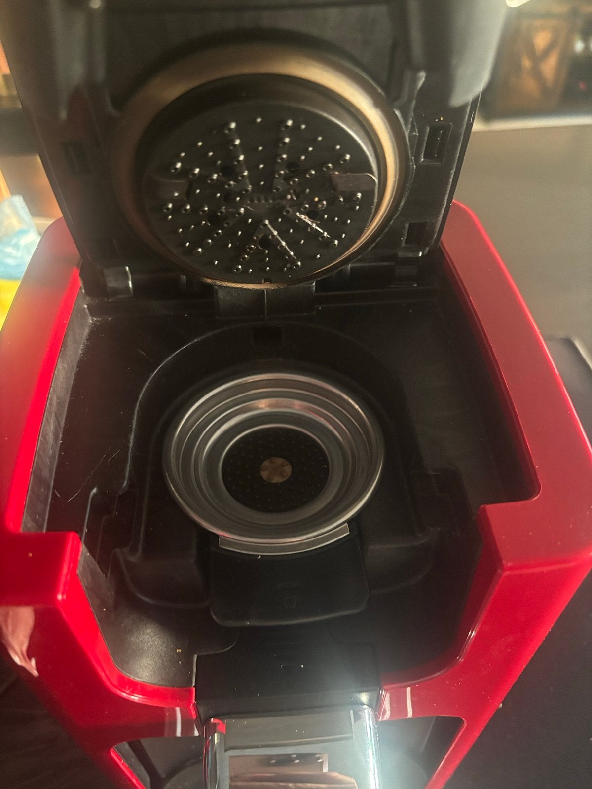 Rode Senseo koffiezetapparaat - Zo goed als nieuw, Ophalen, Koffiemachine, Zo goed als nieuw, 2 tot 4 kopjes