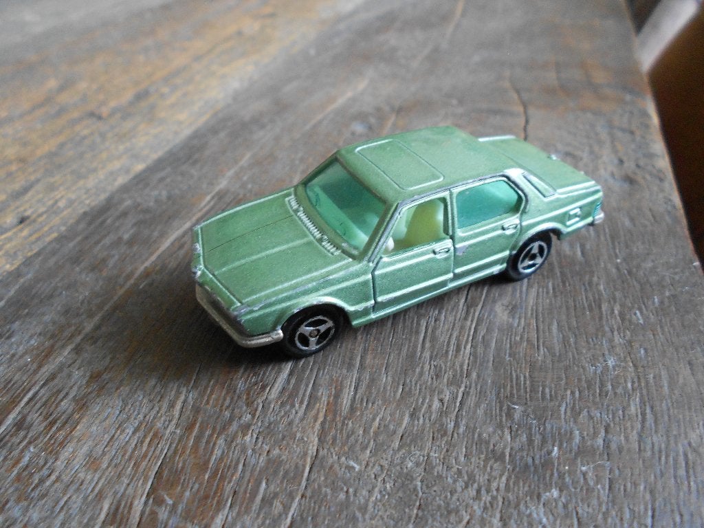 Bmw 733     1/64, Ophalen of Verzenden, Gebruikt, Auto