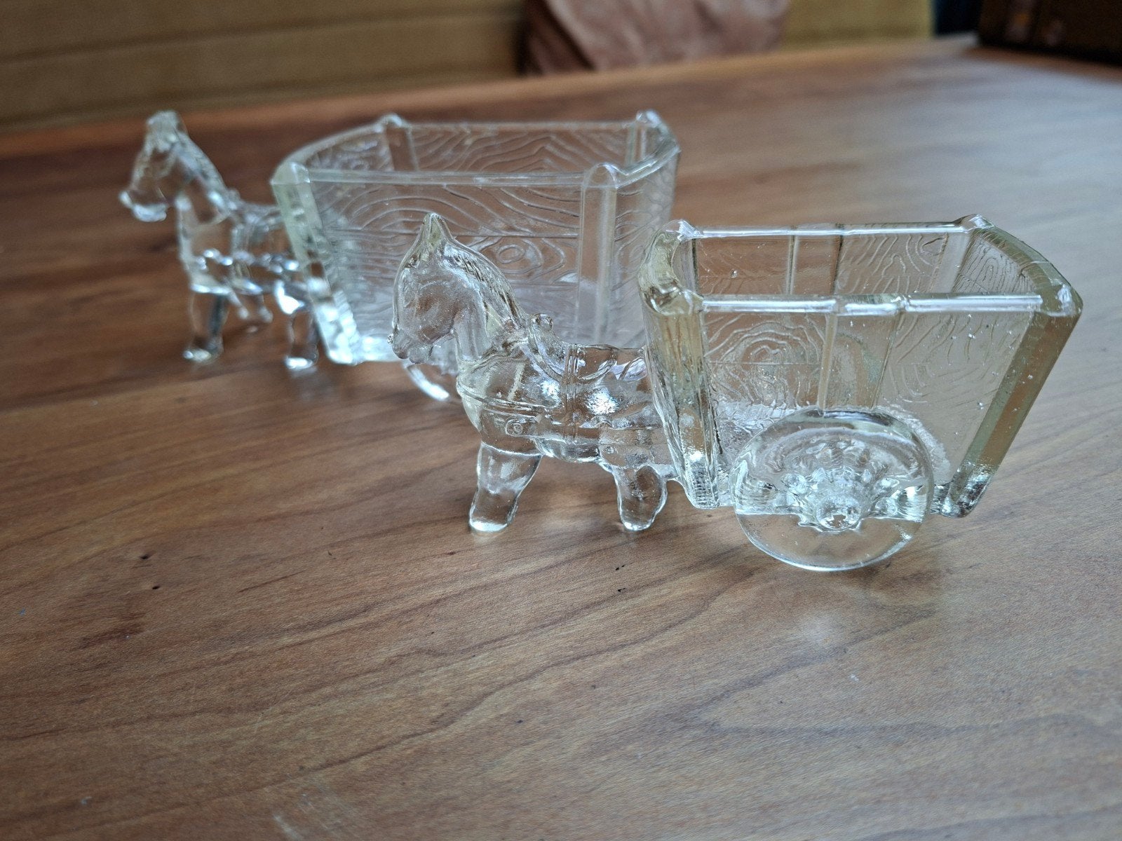 Set van 2 glazen ezel en wagen decoratie/snoepbakjes, Ophalen of Verzenden