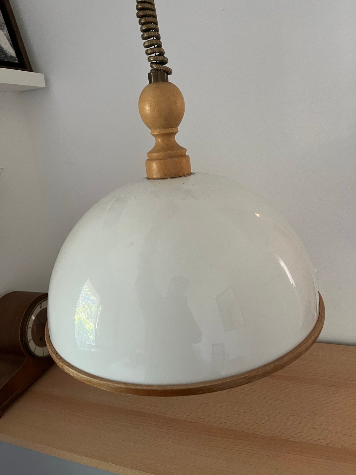Vintage hanglamp wit met houten details, Ophalen, Gebruikt, 50 tot 100 cm, Minder dan 100 cm