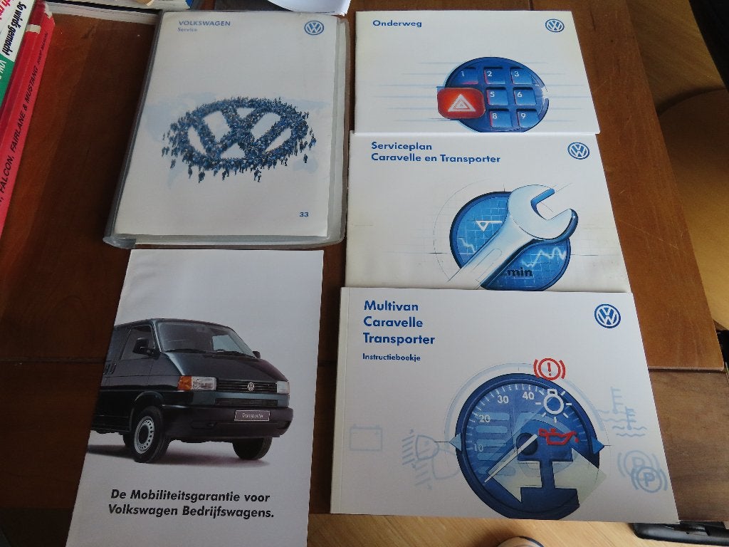 Instructieboek VW Transporter, VW Caravelle 1997 boordmap, Auto diversen, Handleidingen en Instructieboekjes, Ophalen of Verzenden