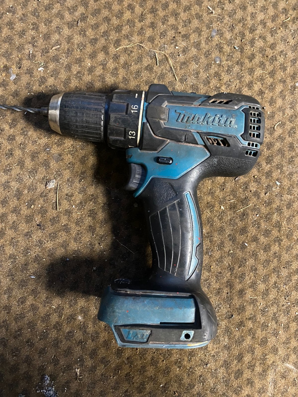 Makita accuboormachine DDF480 18v body, Doe-het-zelf en Verbouw, Ophalen, Gebruikt, Minder dan 400 watt, Boor- en Schroefmachine