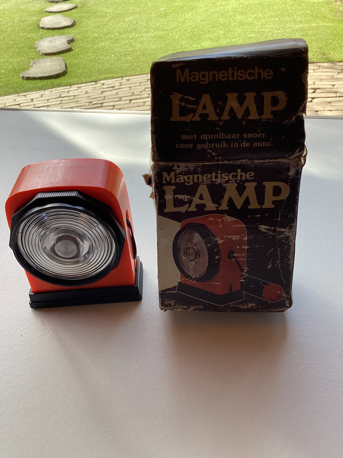 Vintage magnetische auto pech lamp 12V met oprolbaar snoer, Ophalen of Verzenden, Gebruikt