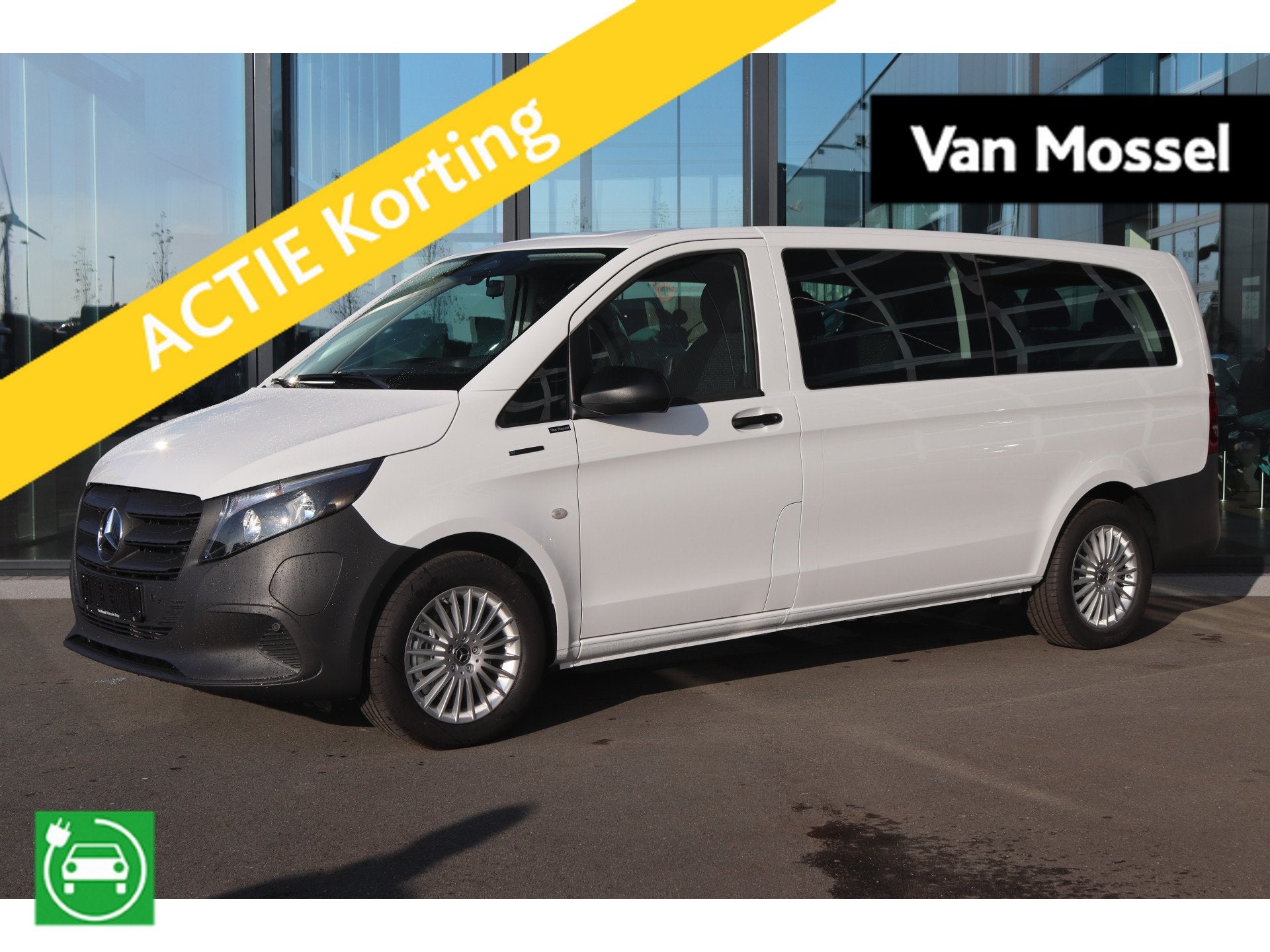 Mercedes-Benz eVito 126 Tourer L3 PRO 9 persoons // TAXI ACT, Automaat, Stof, Zwart, 24 maanden