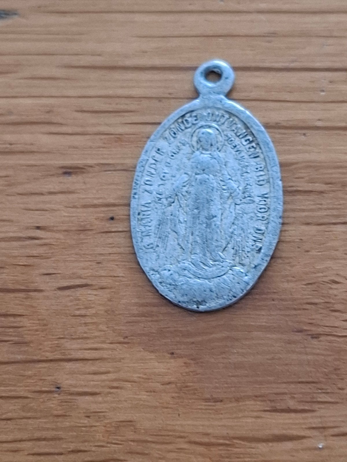 Vintage Aluminium Wonderdadige Medaille Maria, Ophalen of Verzenden