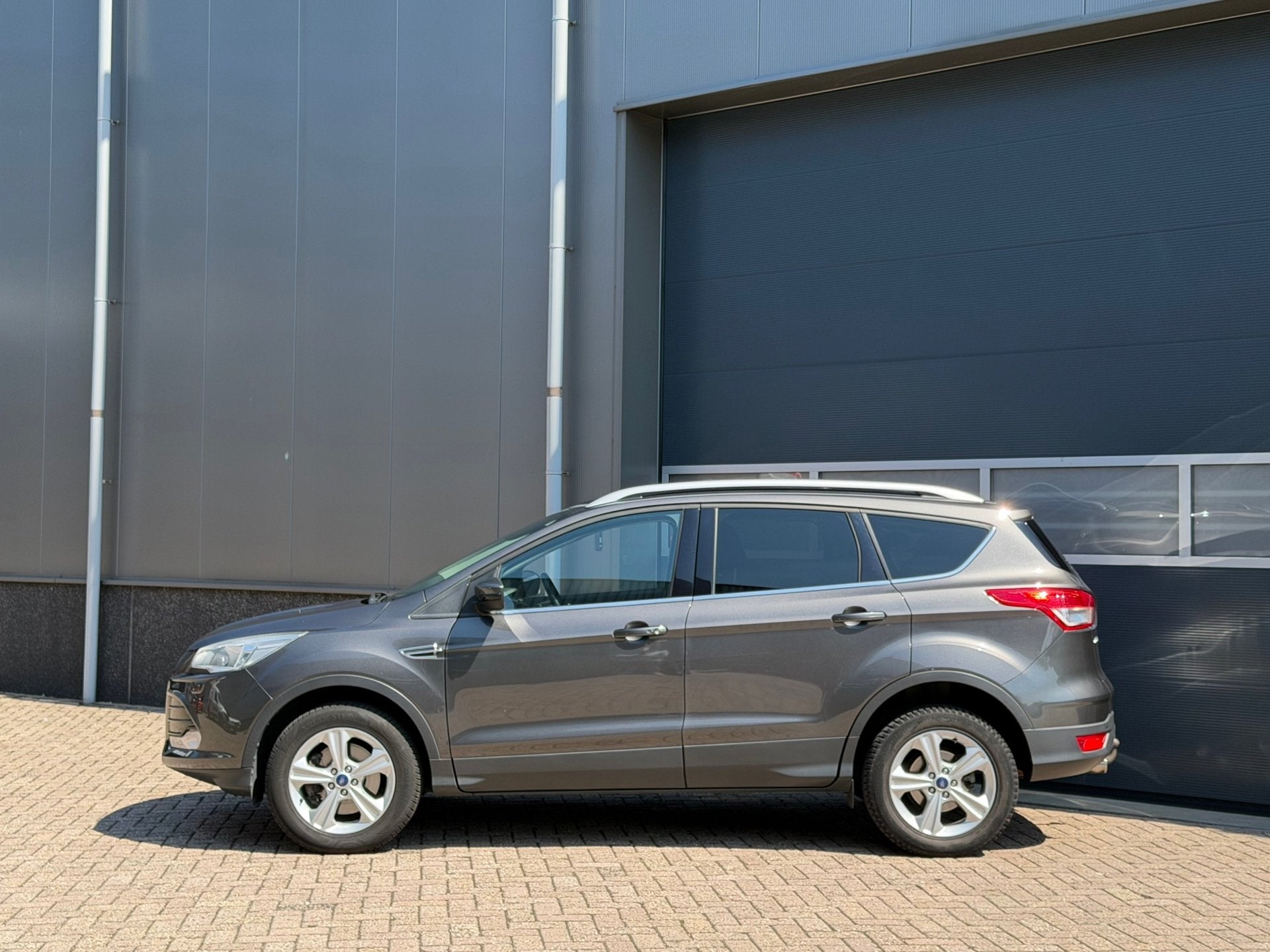 Ford Kuga 1.5 Titanium Plus 4WD bj.2015 Autom|Pano|Navi|Treh, Automaat, Euro 6, 4 cilinders, 1850 kg