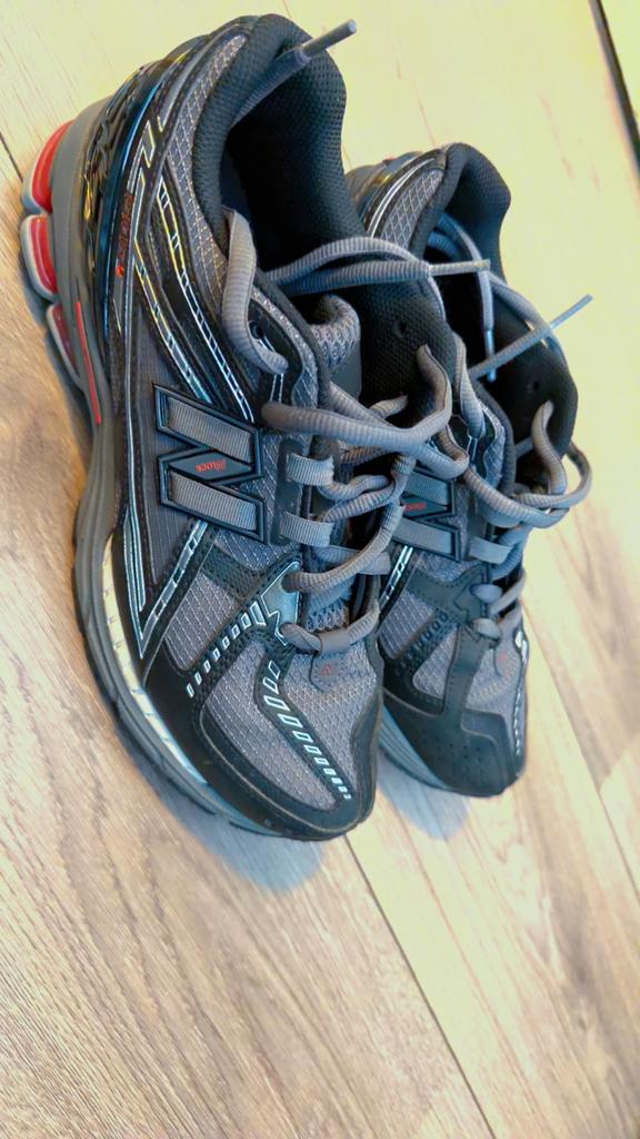 New Balance Sneakers – Maat 42 (Zo goed als nieuw), Ophalen of Verzenden, Zo goed als nieuw, Zwart, Sneakers of Gympen