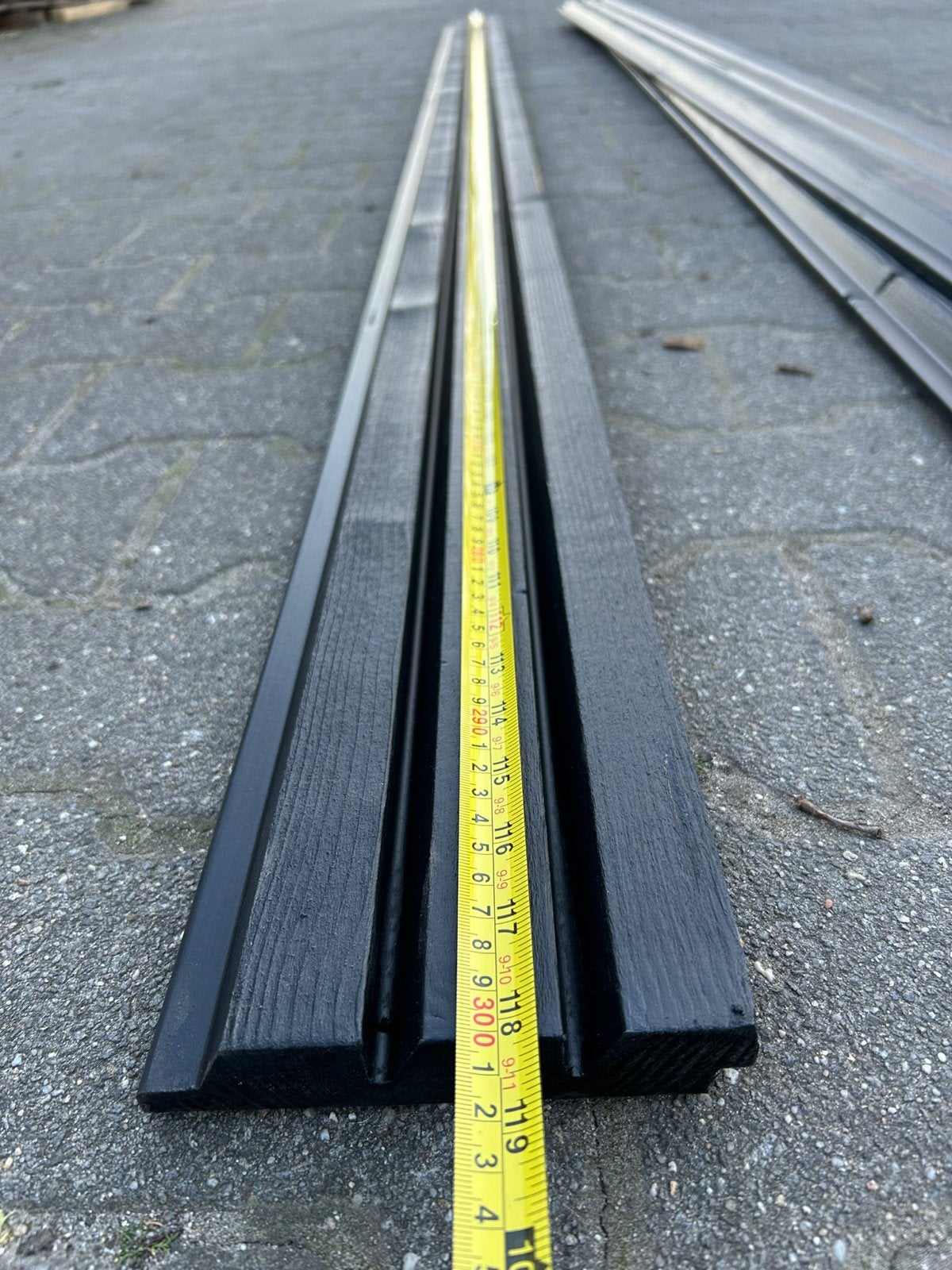 Zwarte thermisch gemodificeerde houten planken Modiwood, 25 tot 50 mm, Nieuw, Ophalen of Verzenden, Plank