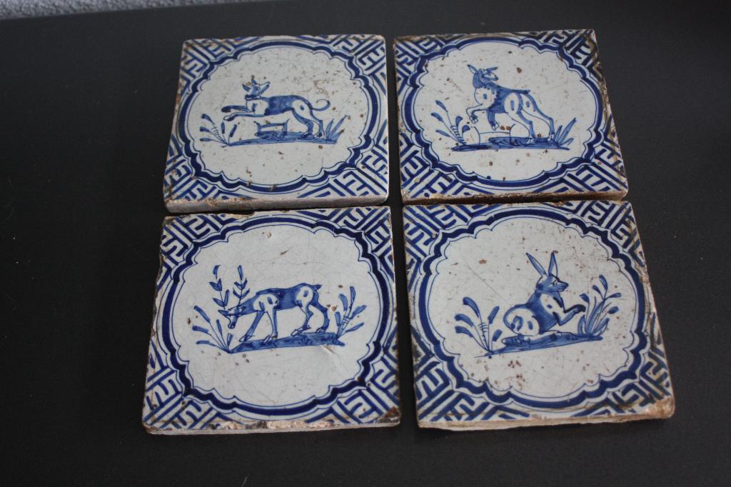Antieke 17eeuwse tegels - dierenmotieven - Wanli omlijsting, Antiek en Kunst, Antiek | Wandborden en Tegels, Ophalen of Verzenden