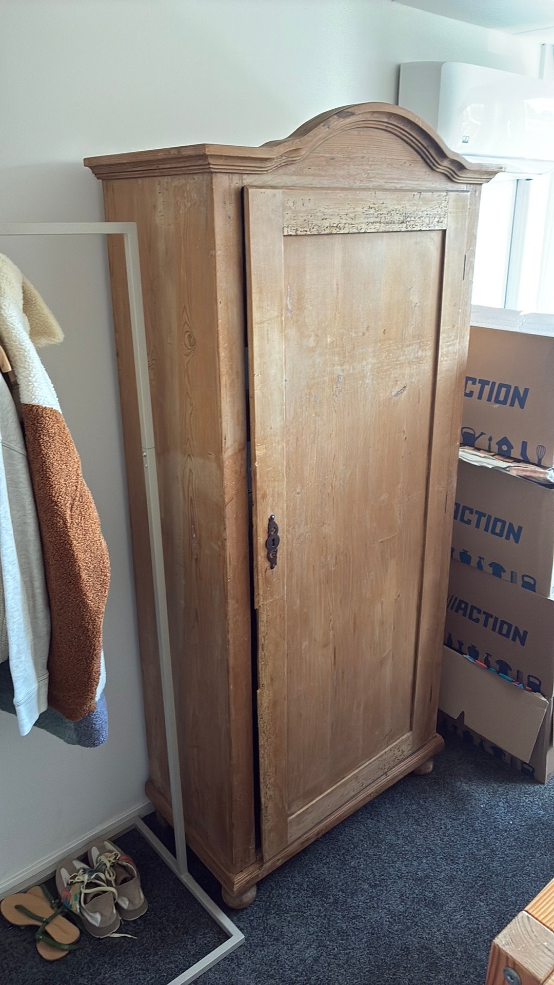 Originele meiden kast 85 breed 45 diep 190 hoog, Ophalen, Meiden kast, 50 tot 100 cm, 150 tot 200 cm